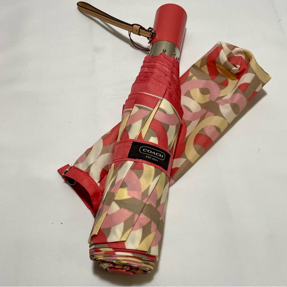 Coach Pink and Yellow Signature “C” Patterned Umbrella, NWOT - Picture 2 of 11